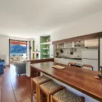 Claudias Flat With View And Pool * Lierna