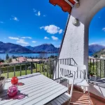 Claudias Flat With View And Pool Lägenhet Lierna