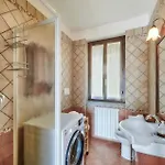 Claudias Flat With View And Pool