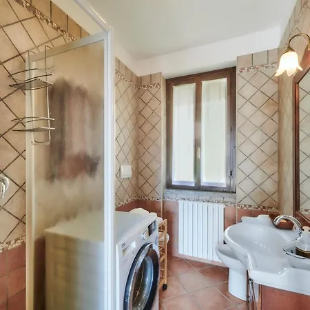 Claudias Flat With View And Pool