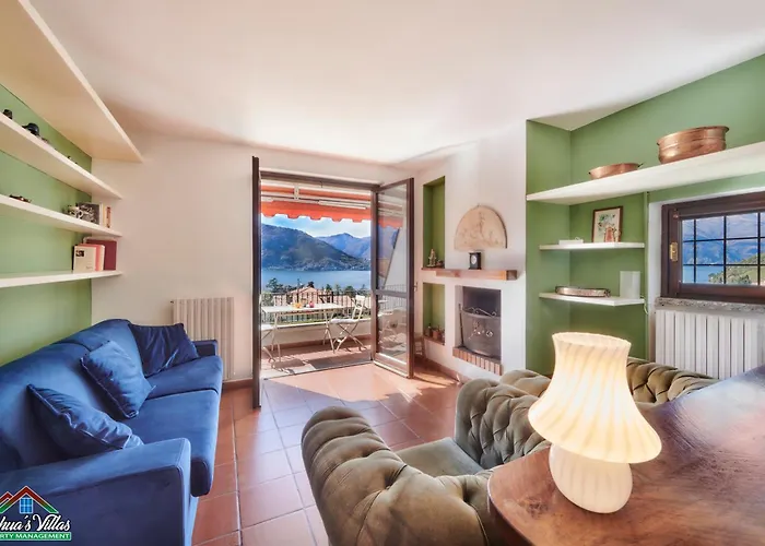 Claudias Flat With View And Pool *