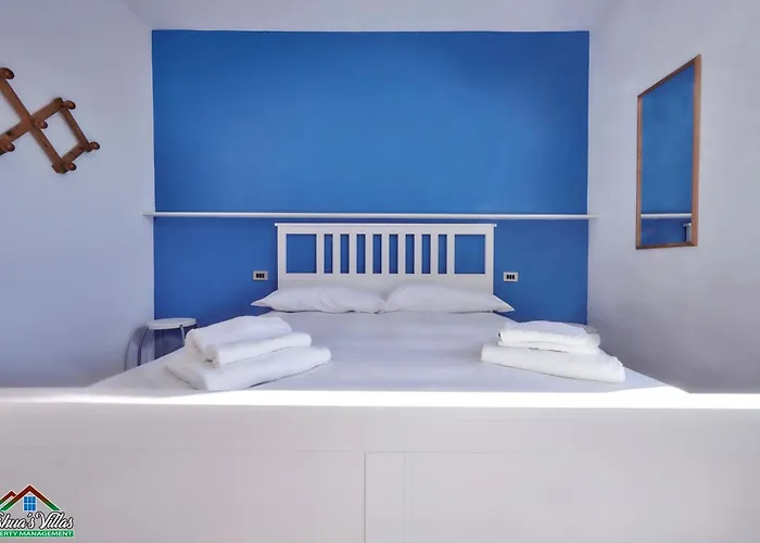 Claudias Flat With View And Pool * ליירנה