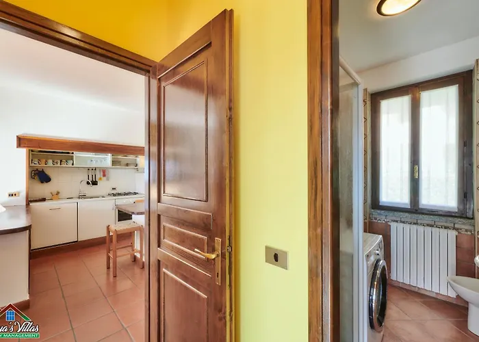 דירה Claudias Flat With View And Pool ליירנה